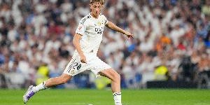 博鱼下载-赫伊森对阵奥萨苏纳11次长传成功，西甲英超法甲首轮最多